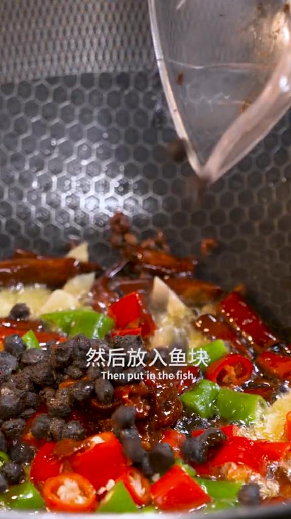 糍粑鱼怎样做才好吃，口味咸辣、香气扑鼻的湖北名吃糍粑鱼你会做吗