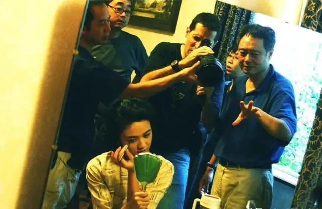 周冬雨多少岁了今年多大，32岁周冬雨被质疑面相变了