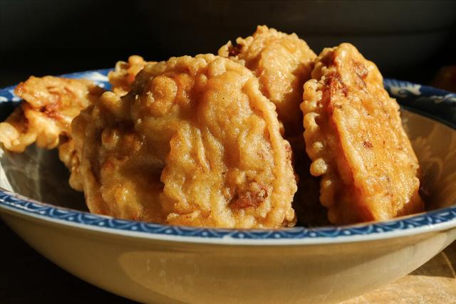炸藕盒的面糊怎么调，炸藕盒要想酥脆（炸藕盒的面糊怎么调不回软）