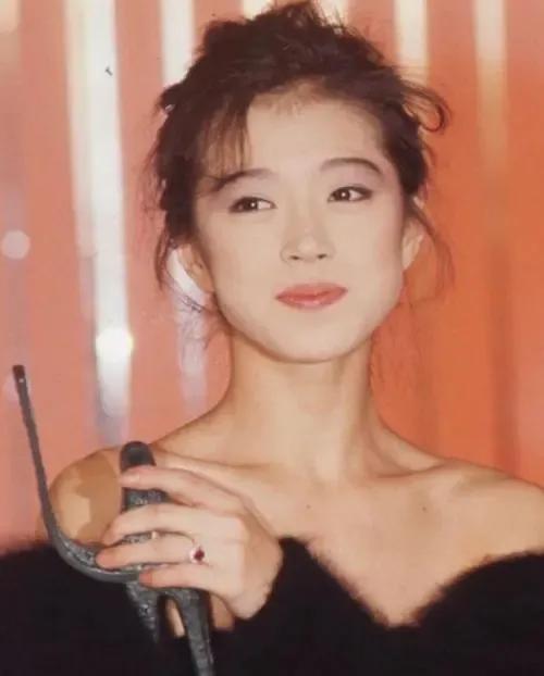 昭和最有名的三大歌姬，盘点昭和时代最美歌姬