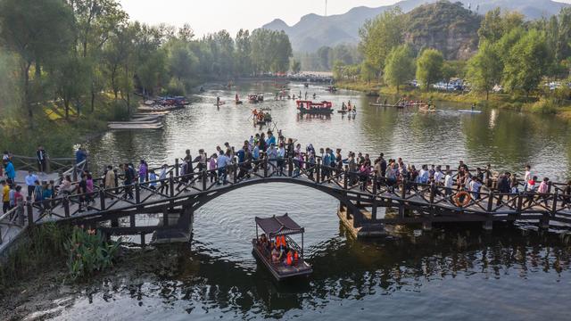 易县旅游景点太行水镇宣传语，文旅小镇河北乡村振兴的特色名片