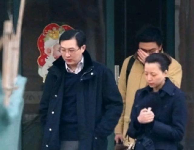 董卿和密春雷有孩子吗，密春雷25岁成亿万富豪