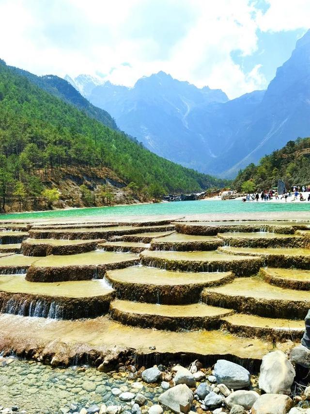 云南丽江旅游攻略详细介绍，云南丽江旅游自由行实用攻略