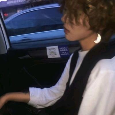 ins风欧美男生头像最新版，头像欧美男生阳光帅气