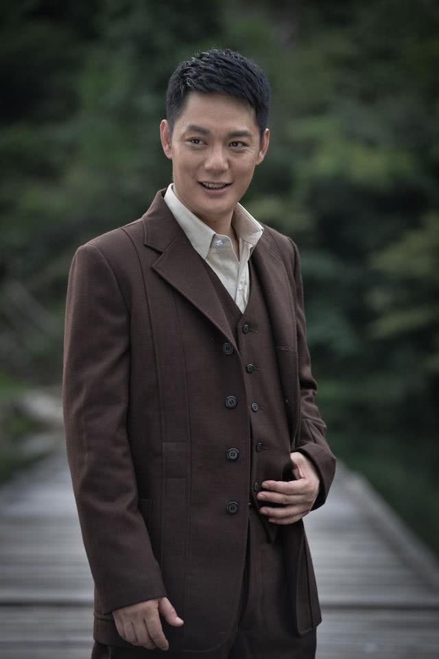 傅程鹏就对程愫念念不忘，演员傅程鹏：成名后抛妻弃子