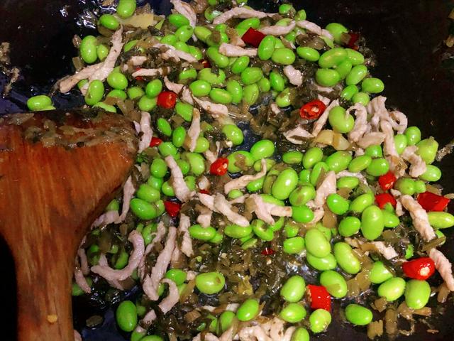 年夜饭必吃的菜，年夜饭什么菜做法好吃