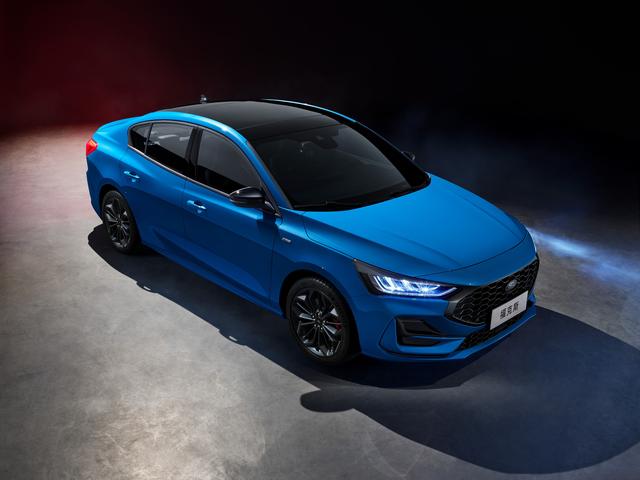 新一代福克斯全系都是三缸，四缸全新福克斯上市