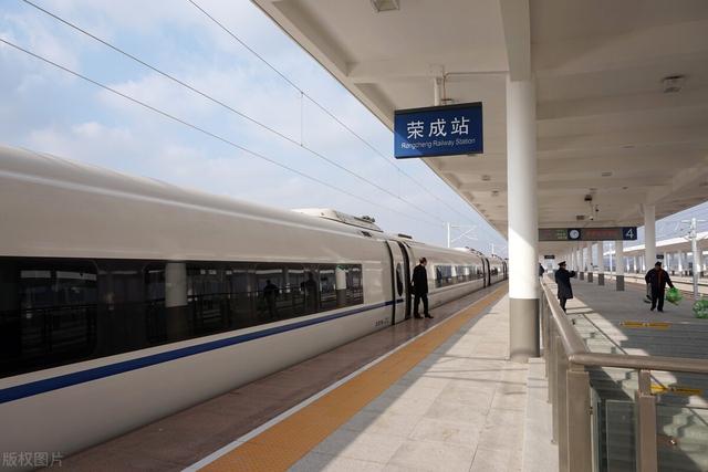 z188次列车，沈阳北站始发的列车（通辽、赤峰、大连方向余票充足）