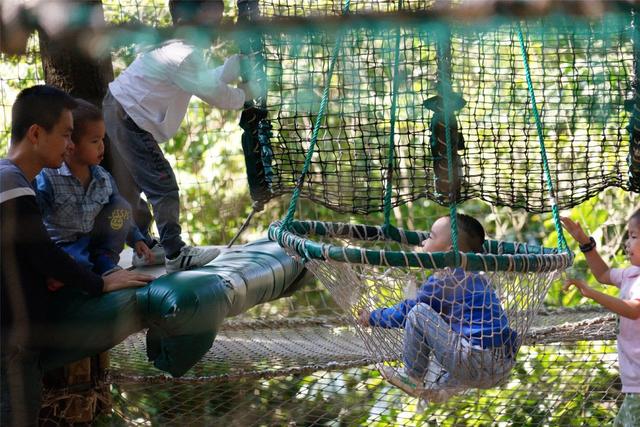 上海贡嘎山环线户外探险运动，香格里拉大环线
