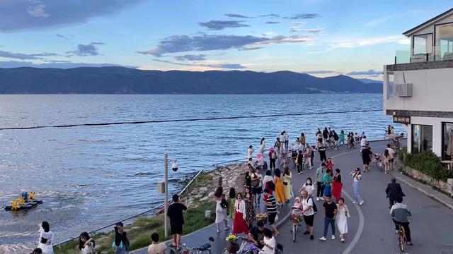 杨丽萍洱海别墅，大理洱海风景 民宿