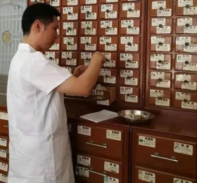 四神丸肥胖(四神丸吃多了有什么副作用)