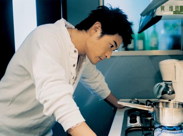 黄维德访谈录，当年陷入牵手门事件