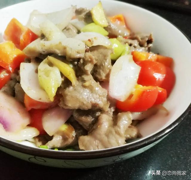 羊肉配什么菜好吃，这个季节吃羊肉配什么菜好吃（羊肉片别总是涮着吃）