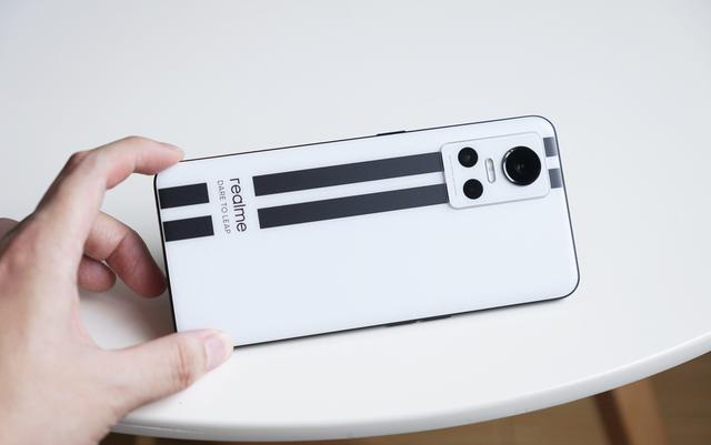 512g内存手机，12GB512GB盘点目前高性价大内存手机（内存512g性价比高的手机有哪些）