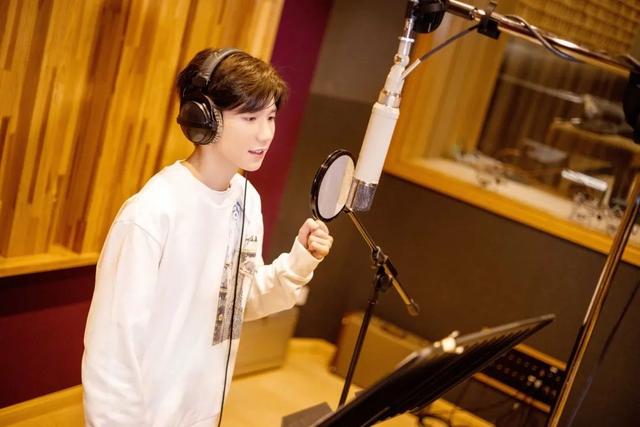 Z世代音乐人代表，王源最佳原创歌手歌曲是哪首歌