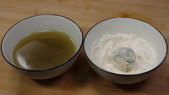 如何在家自制小白菜包子，遇到小白菜别手软