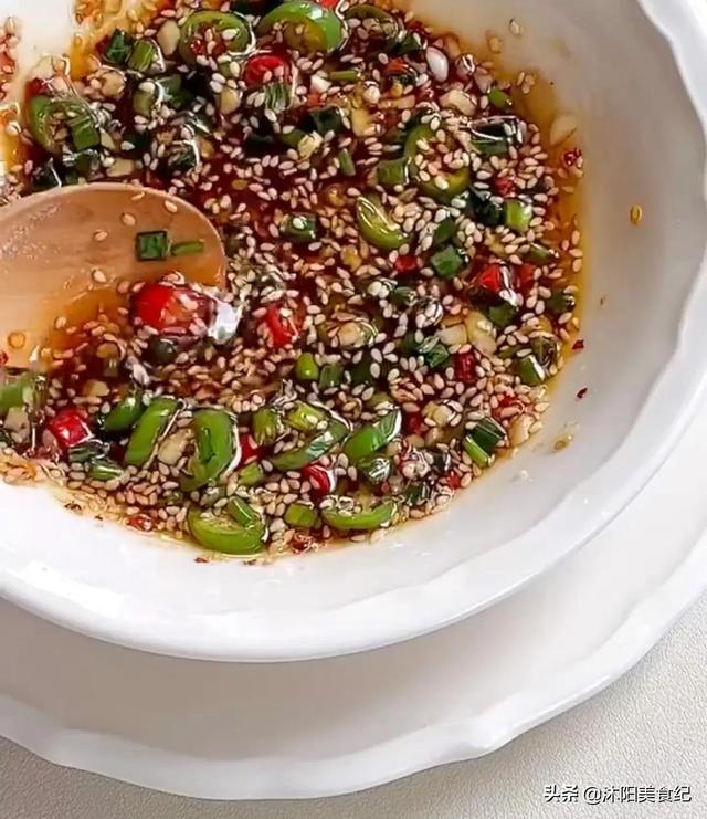 凉拌手撕麻椒鸡，开胃解腻凉拌菜