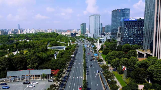 静安闸北合并以什么路为界，为什么是静安区与闸北区合并