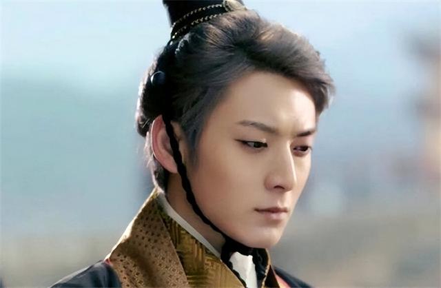 西汉的王莽简介，为什么都说西汉王莽是个穿越者