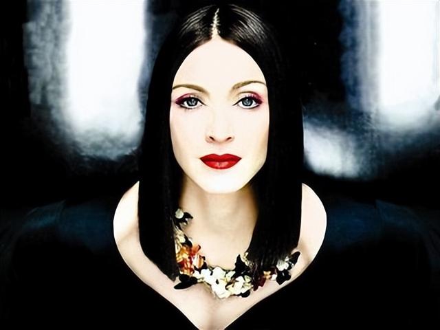 历史上8月27日的重大事件，历史上的今天8月16日