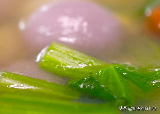 无馅儿的小汤圆怎么煮好吃，做了一大盘都不够吃