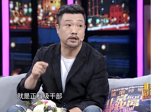 欢乐喜剧人贾冰近况，41岁演“财神爷”