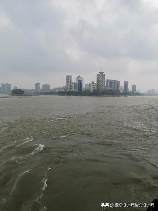 乐山大佛在哪个省，四川乐山大佛景点