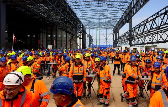 世界最长的海底隧道长度，圣哥达隧道是世界上最长最深的交通隧道