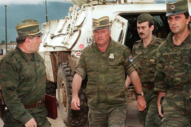 南斯拉夫大使馆被炸，南斯拉夫大使馆当时被炸（“误炸”中国驻南使馆后）