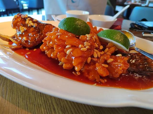 江苏有什么好吃的，知名的苏菜（江苏全国闻名的6大特产）