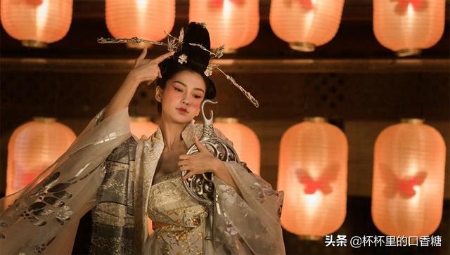袁冰妍和赵丽颖谁更美，谁还说她是小赵丽颖