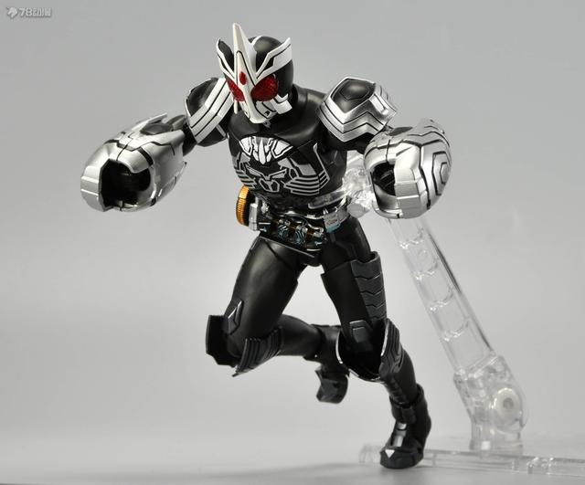 假面骑士shf，值得入手的万代假面骑士frs（78官测万代SHF）