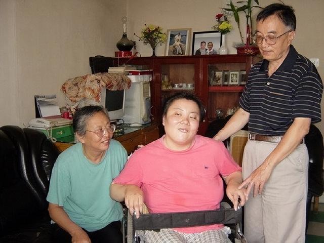 北大博士坠亡，31岁北大考古博士刘拓坠崖去世