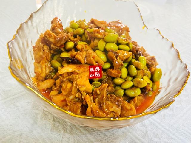 毛豆米怎么做好吃，五香毛豆米怎么炒好吃（毛豆别光用来炒着吃了）