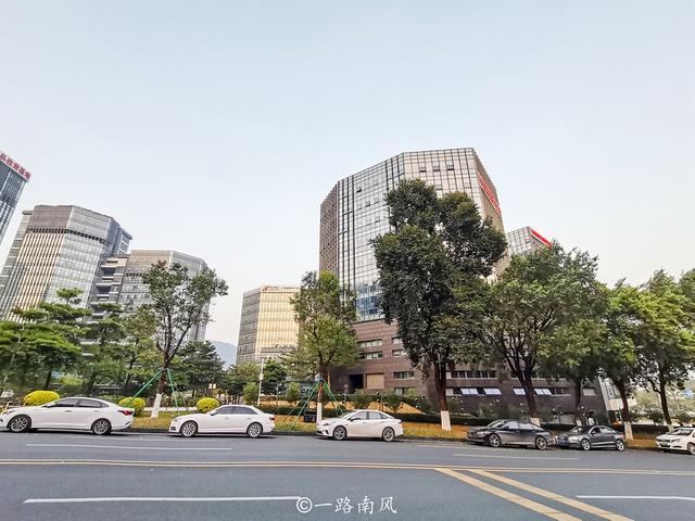 广州科学城简介，广州科学城——一个有着都市韵律意境的多功能、现代化新型园区