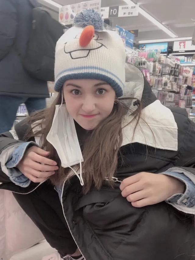 她凭什么被称为南韩第一真人芭比，来看看lisa的颜值