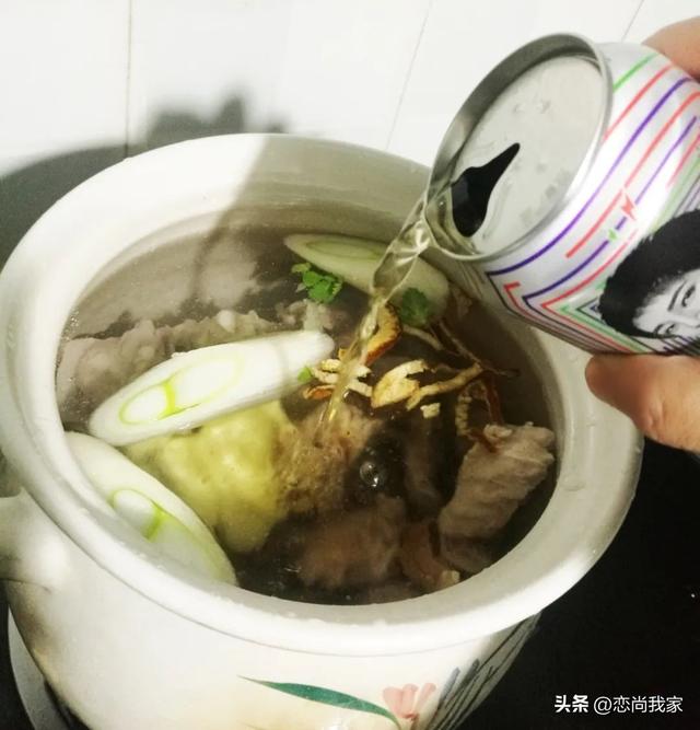 羊肉配什么菜好吃，这个季节吃羊肉配什么菜好吃（羊肉片别总是涮着吃）