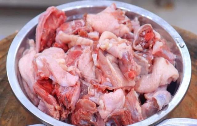 红烧鸭子的做法，家常红烧鸭子最正宗的做法（全家人都爱吃香辣入味）