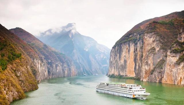 老人适合去旅游的地方，比较适合老人去旅游的地方（适合中老年人旅游的6座城市）