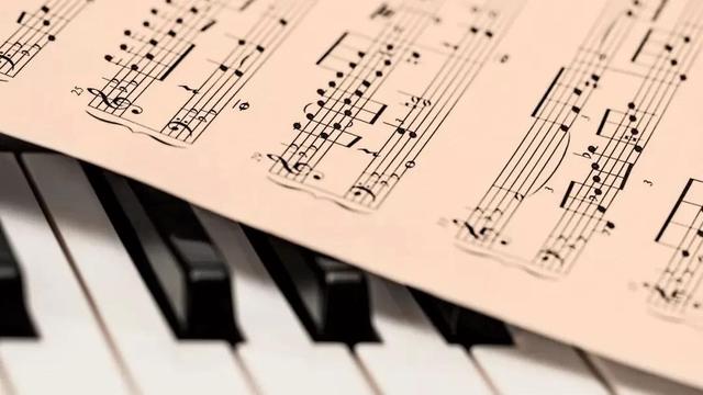 8首能让孩子在家静下来的钢琴曲，适合幼儿园小朋友学的钢琴曲