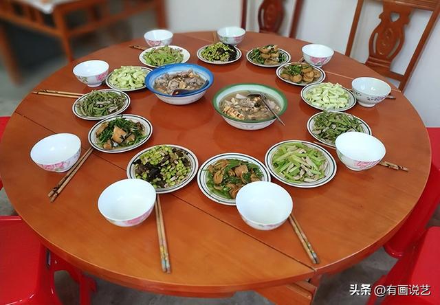 布菜是什么意思，中餐礼仪不布菜什么意思