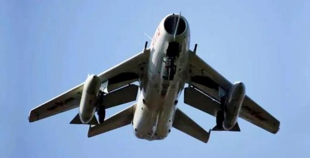 歼6最新资料介绍，歼-6亮相东南沿海