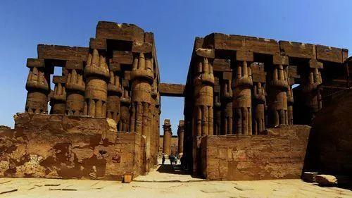 卡尔纳克神庙简介，十八卡纳克神庙