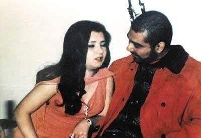 萨达姆的儿子乌代拿老百姓喂狮子，萨达姆长子乌代的魔幻人生