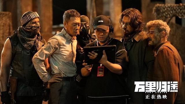 张译和王俊凯合作过几次，《万里归途》好看难看都是王俊凯的锅