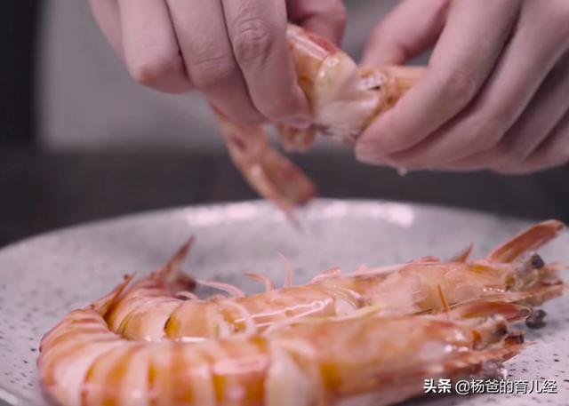 芥末斑节虾做法，分享一款好吃的黄油斑节虾