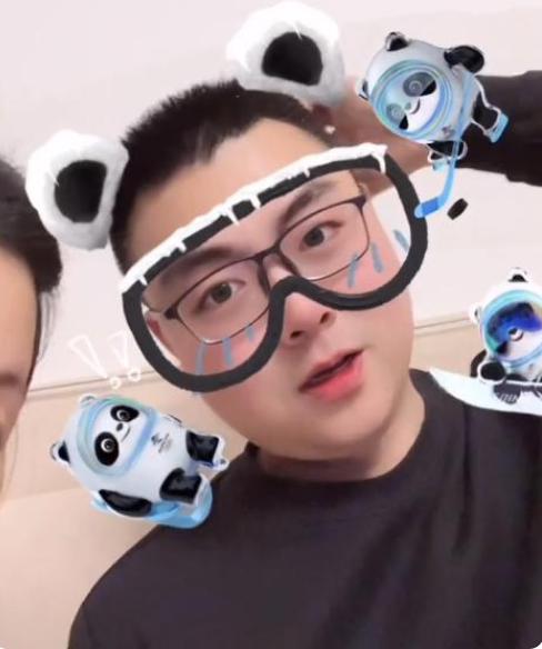 姚威第一次喊妈妈是因为谁，姚威一口气做6个菜