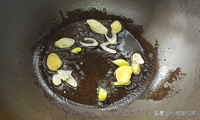 配上鲜嫩的豌豆尖烧成汤，豌豆尖汤怎么烧才爽口