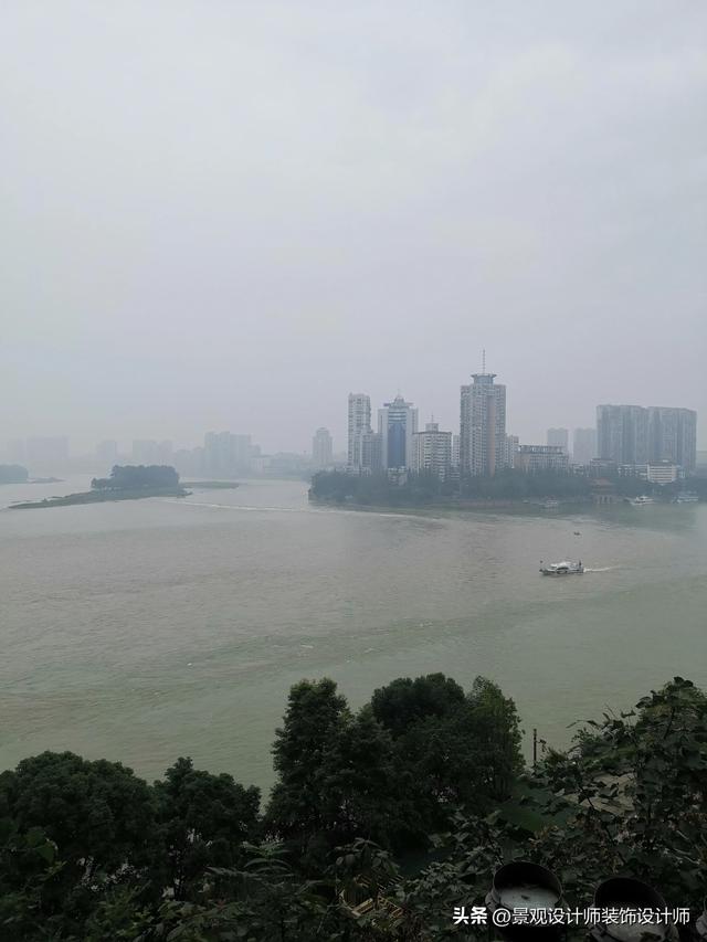 乐山大佛在哪个省，四川乐山大佛景点