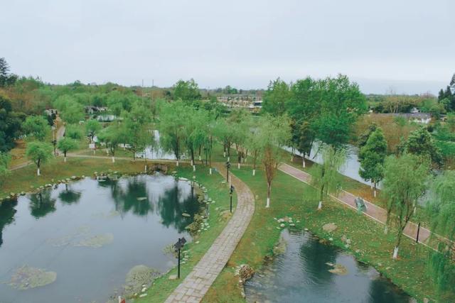 9月成都周边最适合露营，不出成都市区打卡9大露营野餐拍照地